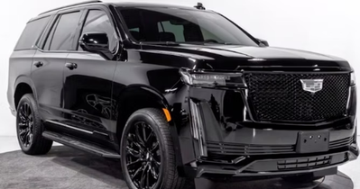 Cadillac Escalade ESV Sport (Captain Seats)